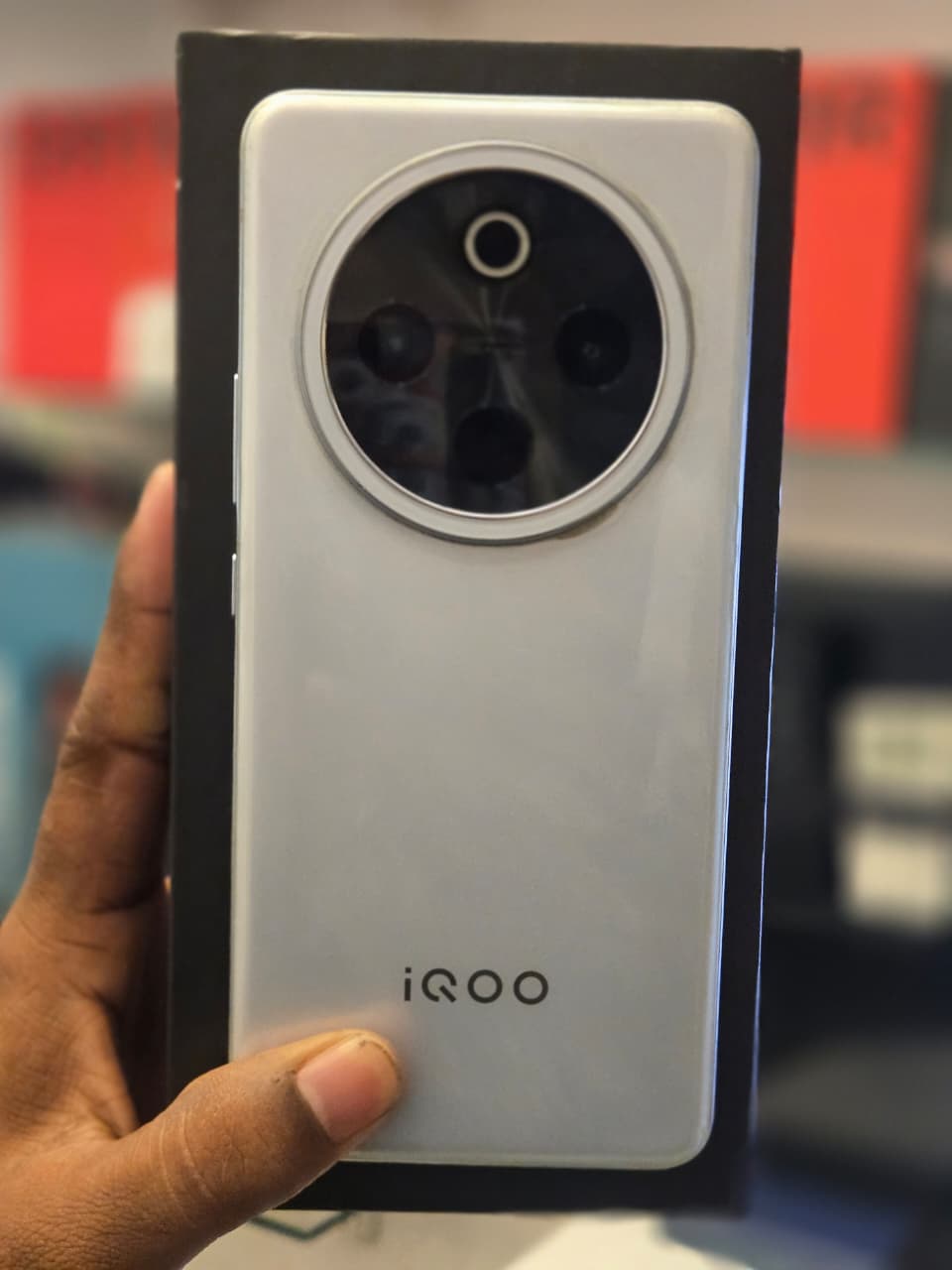 iQOO IQOO Z10 5G (Glacier Silver, 128 GB) (8 GB RAM) — Like_new